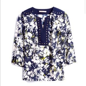 41 HAWTHORN Delveaux Stud Detail Blouse